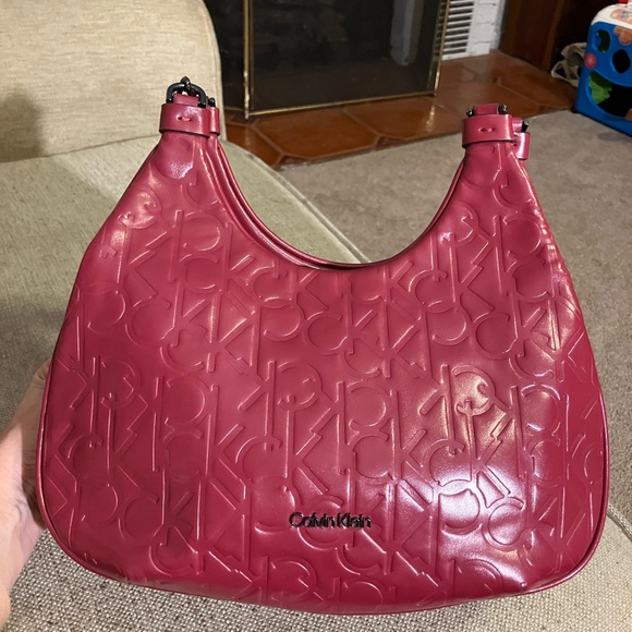 Calvin Klein pink/red leather purse - Picture 4 of 9
